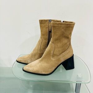 NWOT Zara Tan Suede Ankle Boot  Block Heel ‎ Bootie Pointed Toe 40 US 9 / 9.5